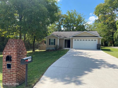195 Sutton Ln, Knoxville, TN, 37909-3069 | Card Image