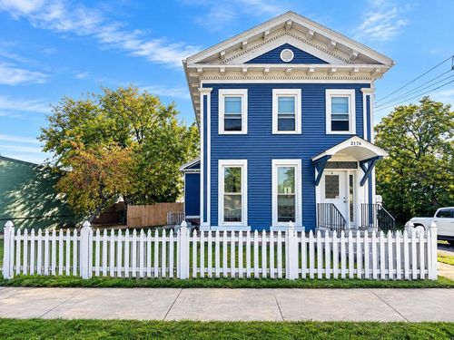 221 High Avenue, OSHKOSH, WI, 54901 | Card Image