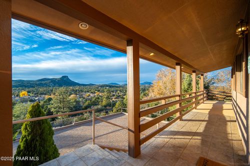 425 Fairway View Dr, Prescott, AZ, 86303-3409 | Card Image