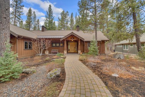 56160 Sable Rock Loop, Bend, OR, 97707 | Card Image