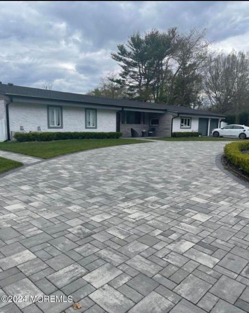 512 Deal Road, Oakhurst, NJ, 07755 | Card Image