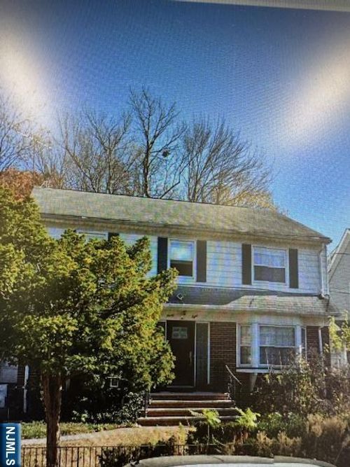 98 Church St, Haledon, NJ, 07508-1754 | Card Image