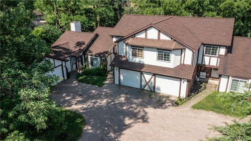 5-8 Gothic Ln, Lockport, NY, 14094-9706 | Card Image