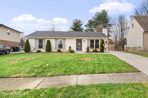 5008 Winding Spring Cir, Louisville, KY, 40245 | Card Image