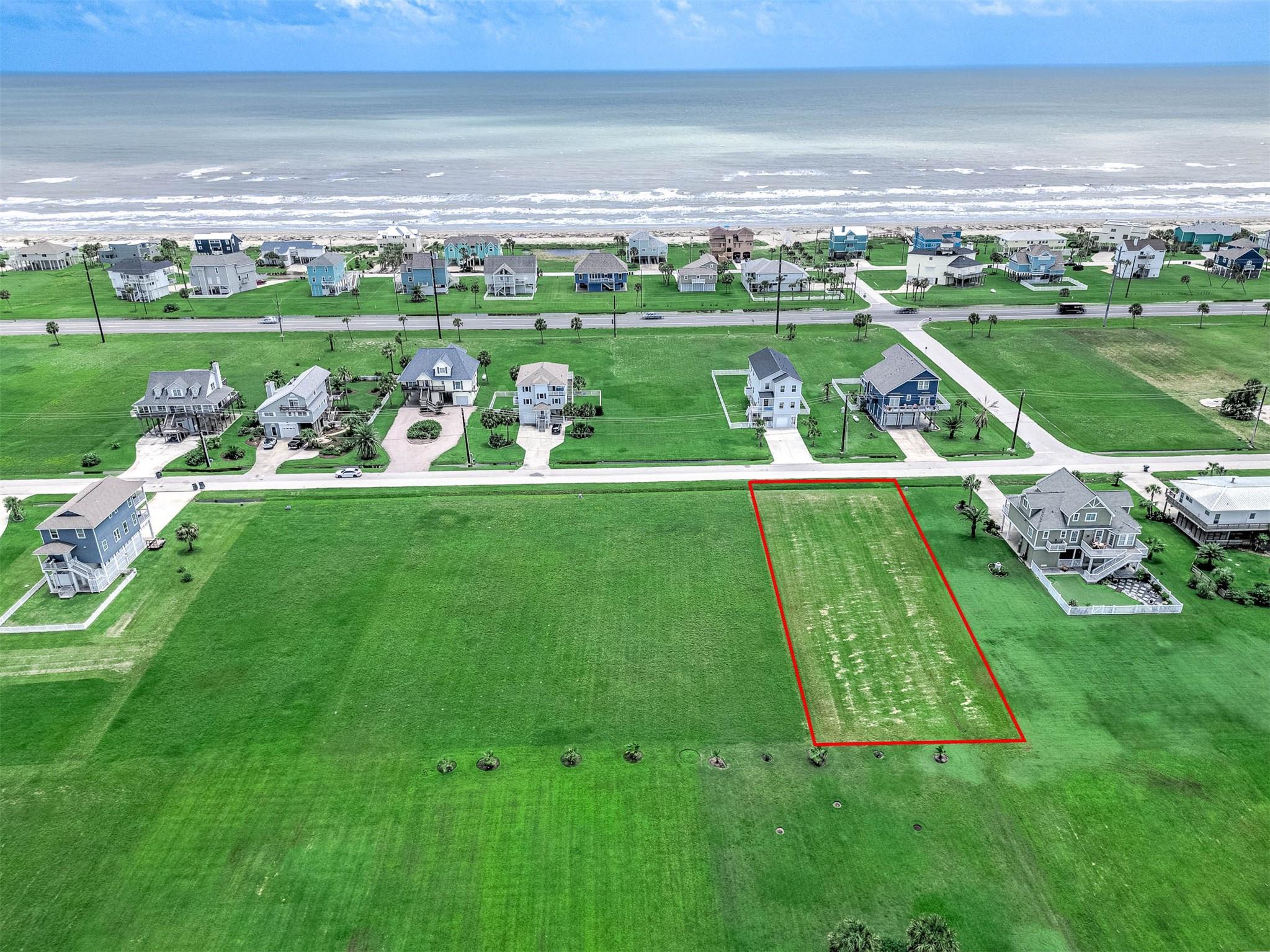 Land in Galveston 2