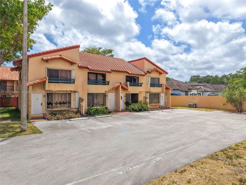 10194 Sw 77th Ct, Miami, FL, 33156-2667 | Card Image