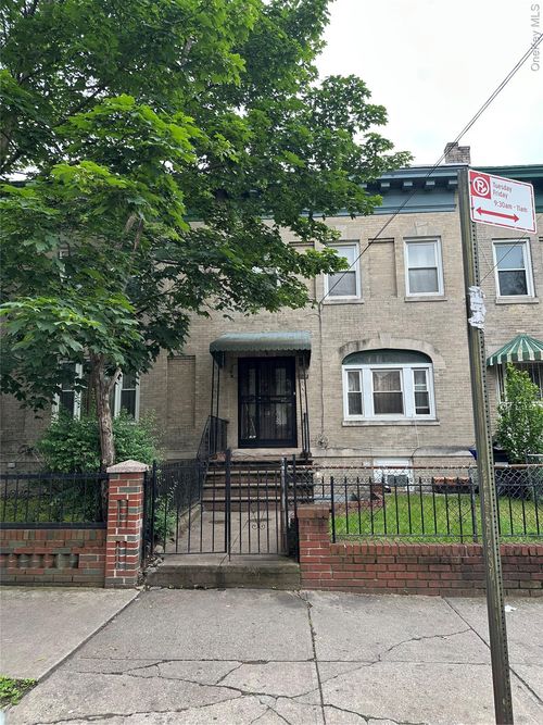 828 Lenox Rd, Brooklyn, NY, 11203-2311 | Card Image