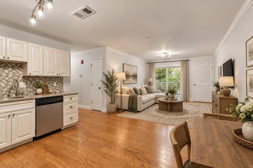 110-24 Shayne Rd, Franklin, MA, 02038-4019 | Card Image