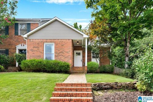 2201 Ascot Ln, Vestavia Hills, AL, 35216-6132 | Card Image