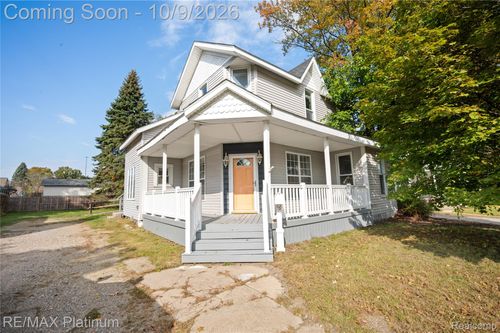 207 N Mill St, Clio, MI, 48420-1203 | Card Image