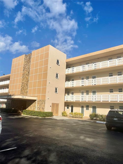 apt-106-1025 Se 2nd Ave, Dania Beach, FL, 33004-4404 | Card Image