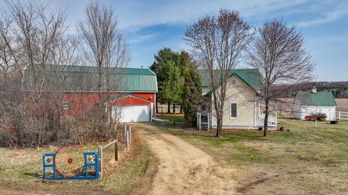N11350 State Road 79, BOYCEVILLE, WI, 54725-9324 | Card Image