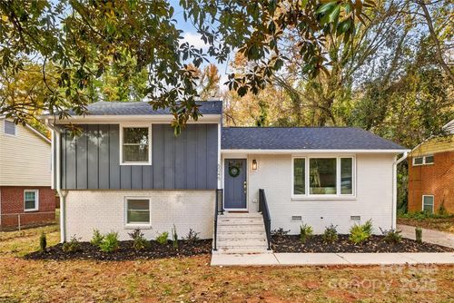 5045 Murrayhill Rd, Charlotte, NC, 28210-2316 | Card Image