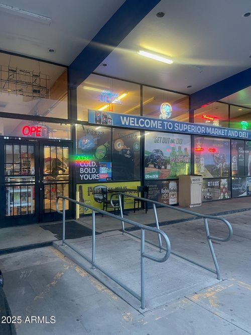 831 S Western Ave, Superior, AZ, 85173 | Card Image