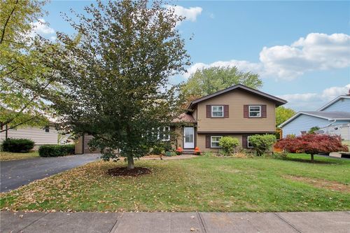 5 Dawnhaven Dr, Gates, NY, 14624-1607 | Card Image