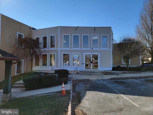 fl-2nd-4013 William Penn Hwy, Easton, PA, 18045 | Card Image