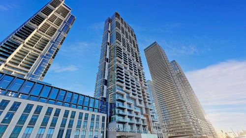 1712-1000 Portage Pky, Concord, ON, L4K0L1 | Card Image