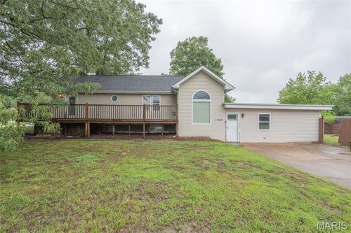 1903 Barron Rd, Poplar Bluff, MO, 63901-1901 | Card Image