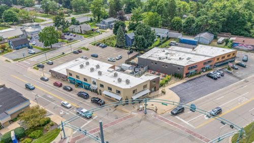 2-9709 Red Arrow Hwy, Bridgman, MI, 49106-8394 | Card Image