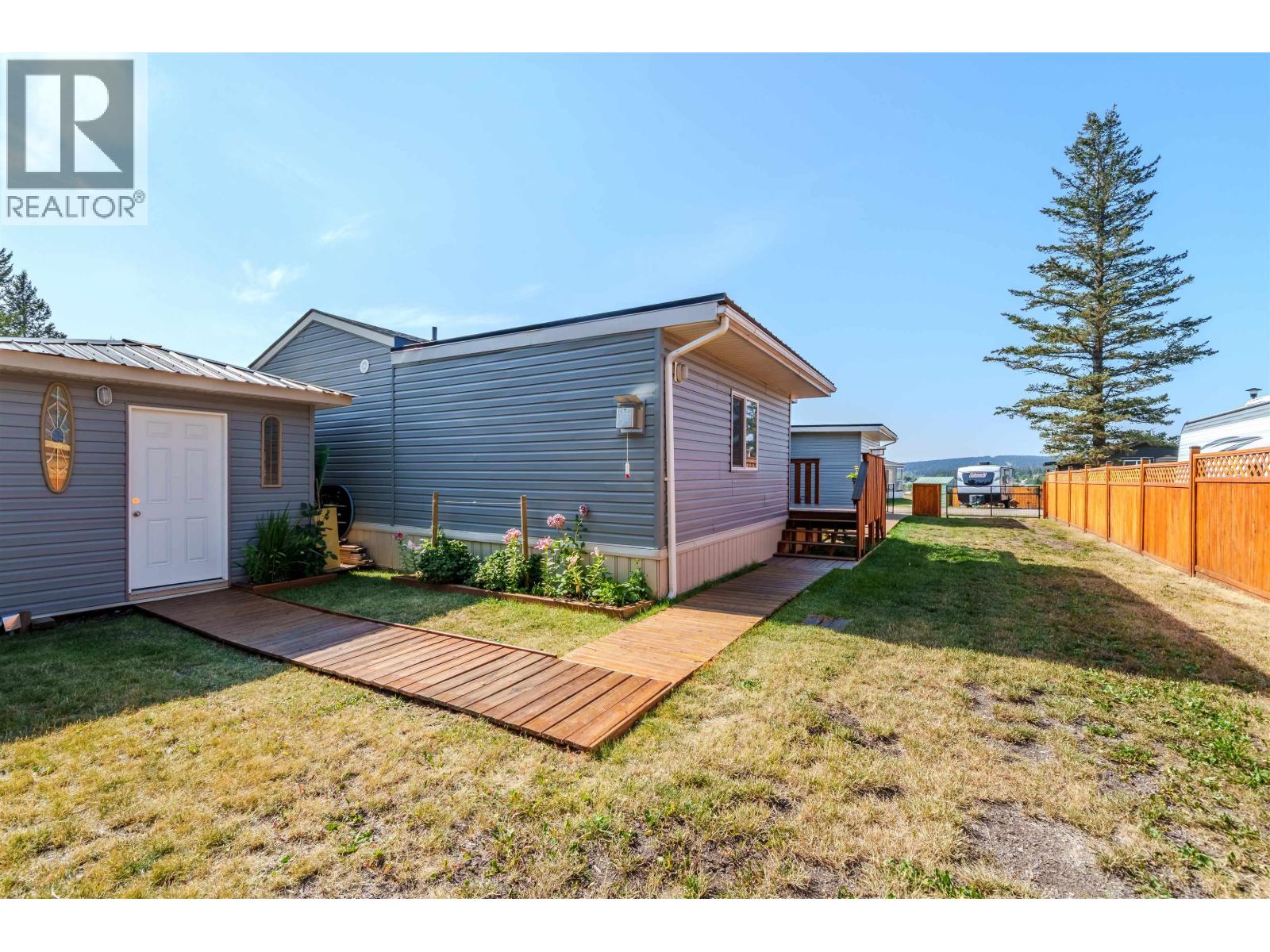 Residential in Lac La Hache