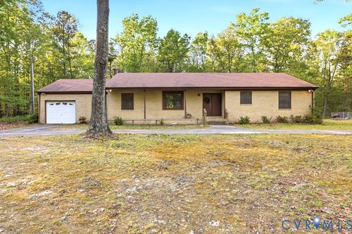 2942 Brierwood Rd, Petersburg, VA, 23805-2945 | Card Image