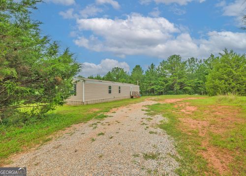 330 Edgewater Ln, Hartwell, GA, 30643-5762 | Card Image