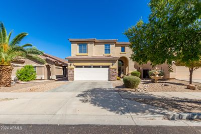 2546 W Brilliant Sky Drive, House other with 4 bedrooms, 3 bathrooms and null parking in Phoenix AZ | Image 2