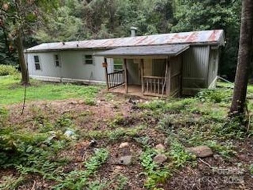 401 Ward St, Roaring River, NC, 28669-8338 | Card Image