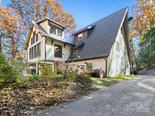 39 Little Piney Mtn, Candler, NC, 28715-7813 | Card Image