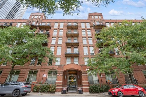 614-550 N Kingsbury Street, Chicago, IL, 60654 | Card Image