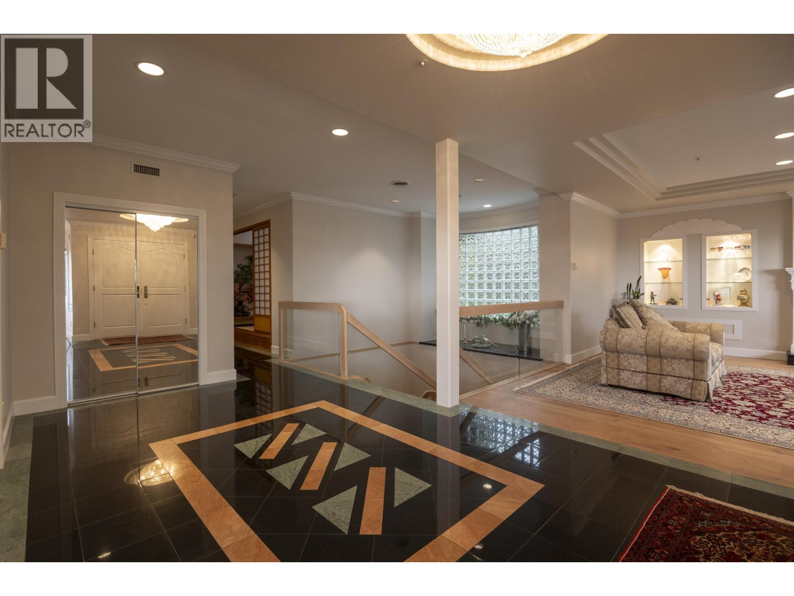 Residential in West Vancouver 3