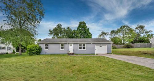 17 Willey St, Rochester, NH, 03867-1026 | Card Image