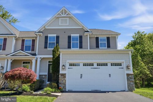 2405 Cindy Ln, Warrington, PA, 18976-2504 | Card Image
