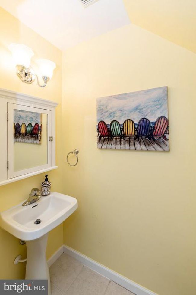 UNIT-106 - 2207 Surf Ave, Townhouse with 1 bedrooms, 2 bathrooms and null parking in North Wildwood NJ | Image 11