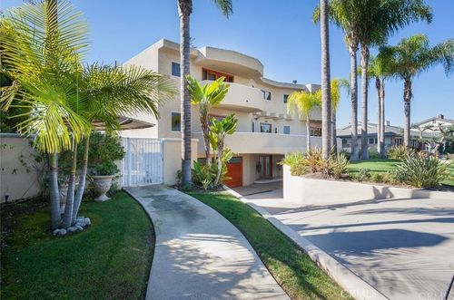 2301 Irvine Ave, Newport Beach, CA, 92660-3410 | Card Image