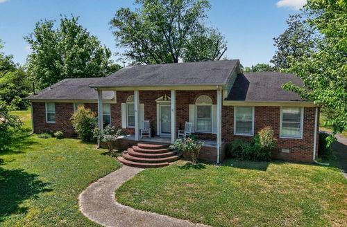 149 N Main St, Sparta, TN, 38583-1657 | Card Image