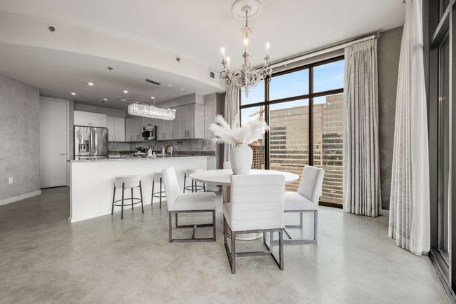 Dining and Kitchen area | Image 4