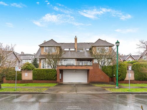 6-220 E Keith Rd, North Vancouver, BC, V7L1V5 | Card Image