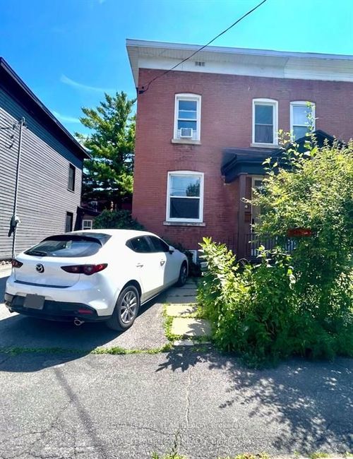 60 Herridge St, Ottawa, ON, K1S0G9 | Card Image