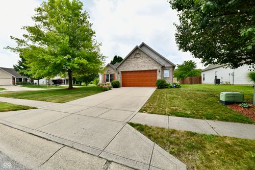 6612 Caressa Way, Indianapolis, IN, 46259-1475 | Card Image