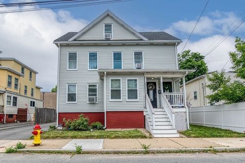 40 Falmouth St, Attleboro, MA, 02703-3035 | Card Image