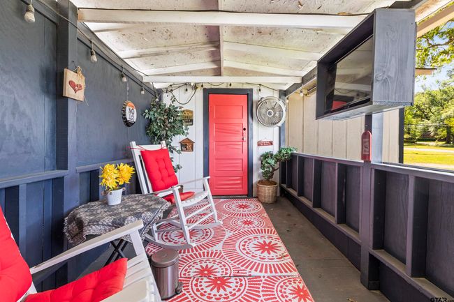815 E Mcdonald St, House other with 2 bedrooms, 1 bathrooms and null parking in Mineola TX | Image 5