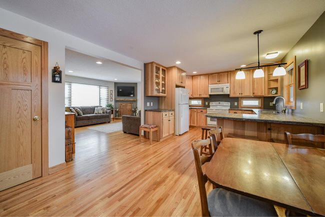 Kitchen/Dining/Living Rooms | Image 20