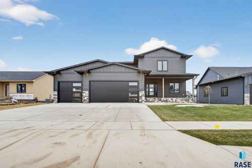 5411 W Patriot St, Sioux Falls, SD, 57107-0478 | Card Image