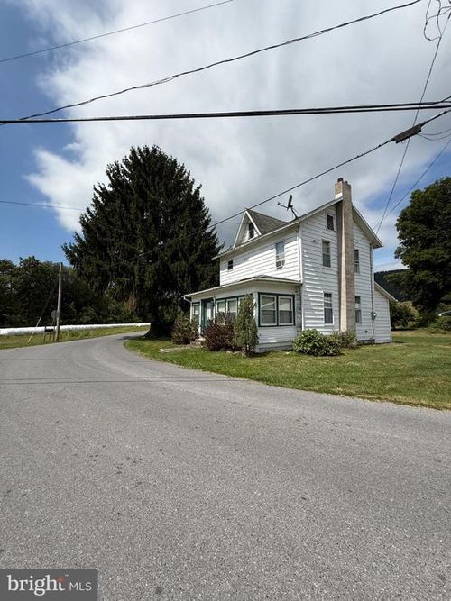 1329 Summer Mountain Rd, LOGANTON, PA, 17747-9500 | Card Image