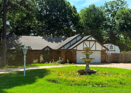 14219 New Haven Ave, Bixby, OK, 74008-7629 | Card Image