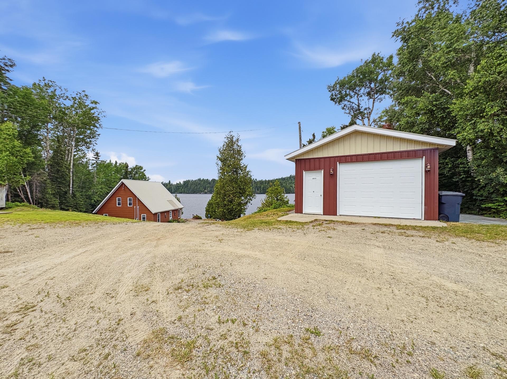 Residential in Moffet 4