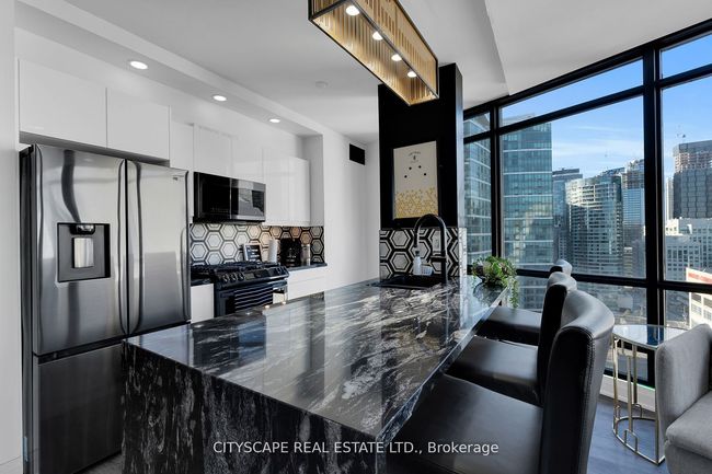 2308 - 3 Navy Wharf Crt, Condo with 3 bedrooms, 2 bathrooms and 1 parking in Toronto ON | Image 6