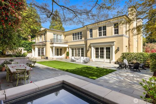2001 Broadmoor Dr E, Seattle, WA, 98112-2315 | Card Image