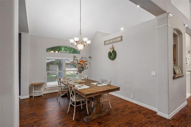 29518 Timber Trail St, House other with 5 bedrooms, 4 bathrooms and 2 parking in Spring TX | Image 12